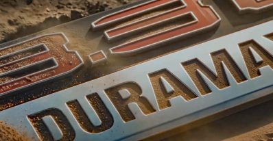 Duramax Mongoose Engine, 8.3-liter diesel,. engine cover