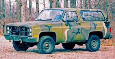 Chevrolet Blazer M1009, camouflage, stationary