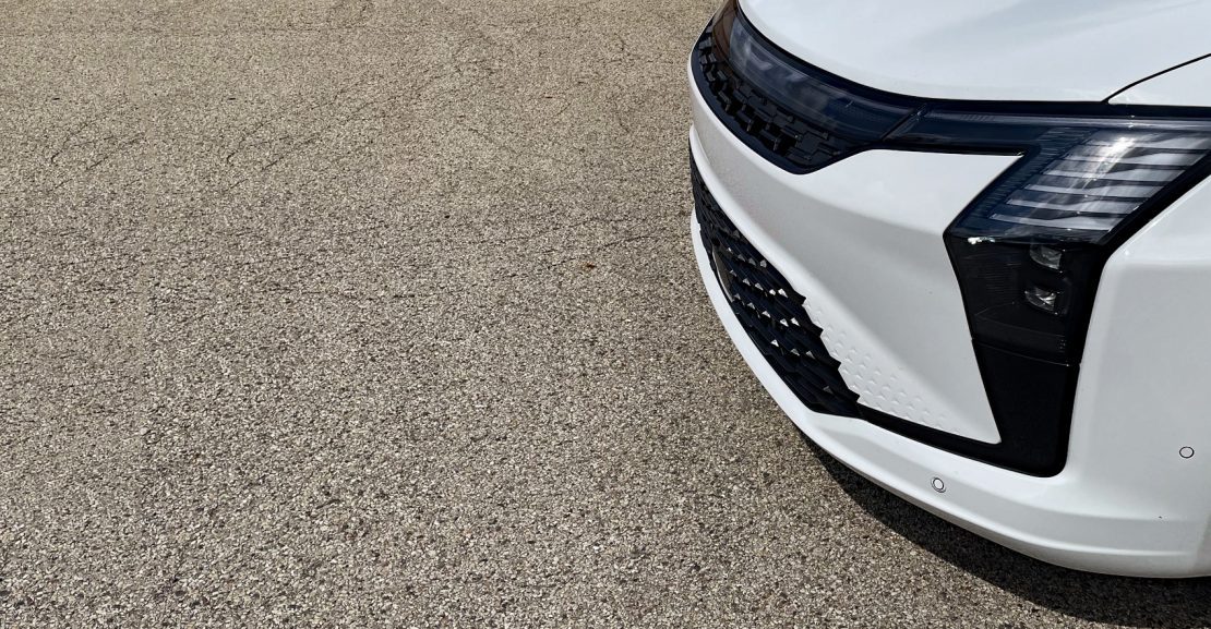 2027 Chrysler Pacifica Limited in Bright White with S Appearance Package, Grille detail, LED headlight detail,