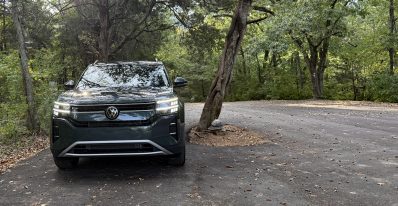 2027 Volkswagen Atlas SE, front view, woods,